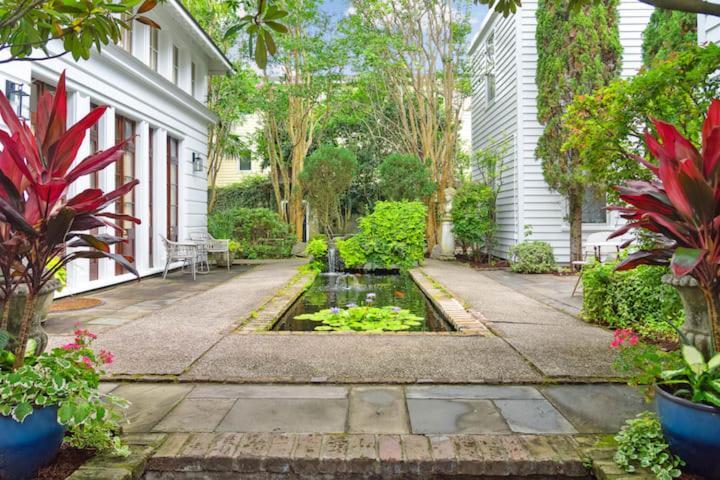 Serene Cottage With Beautiful Garden And Heated Pool Чарльстон Экстерьер фото