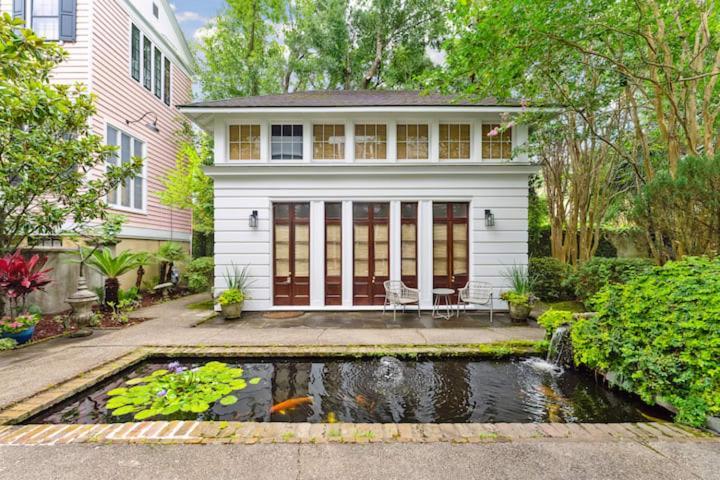 Serene Cottage With Beautiful Garden And Heated Pool Чарльстон Экстерьер фото