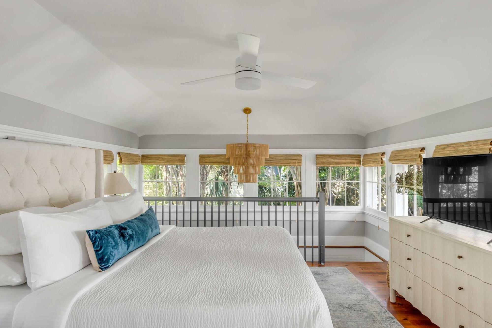 Serene Cottage With Beautiful Garden And Heated Pool Чарльстон Экстерьер фото